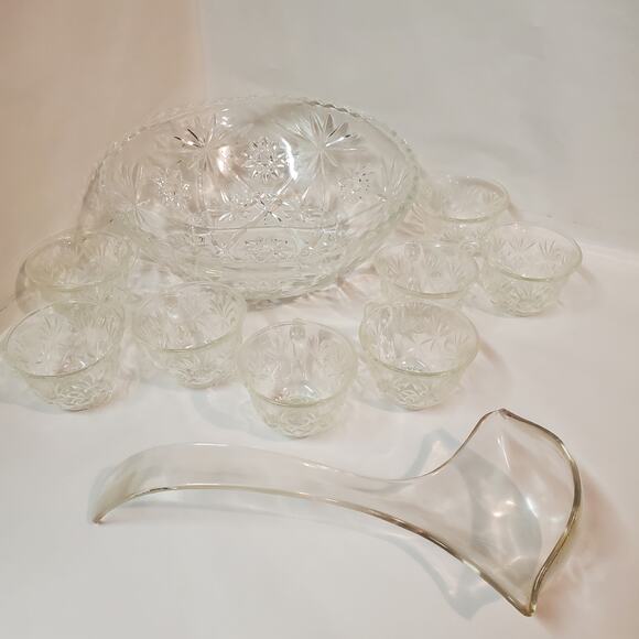 Get Blitzed: Retro Punch Bowl Set (Cups Included!) - Picture 7 of 13